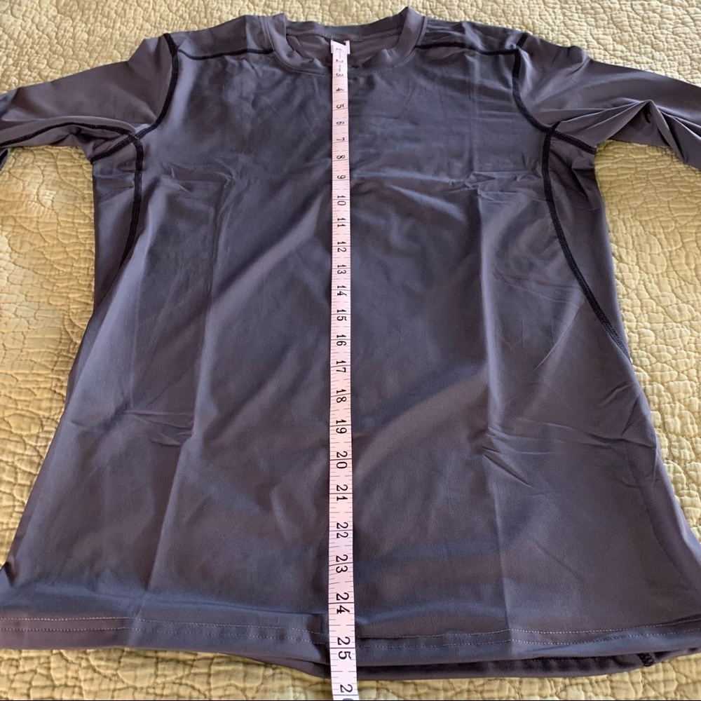 Gray Rashguard Long Sleeve Size Medium - Picture 4 of 8